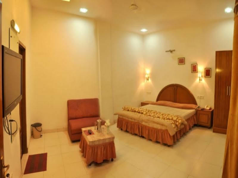 Hotel O Queensland Amritsar Exterior foto